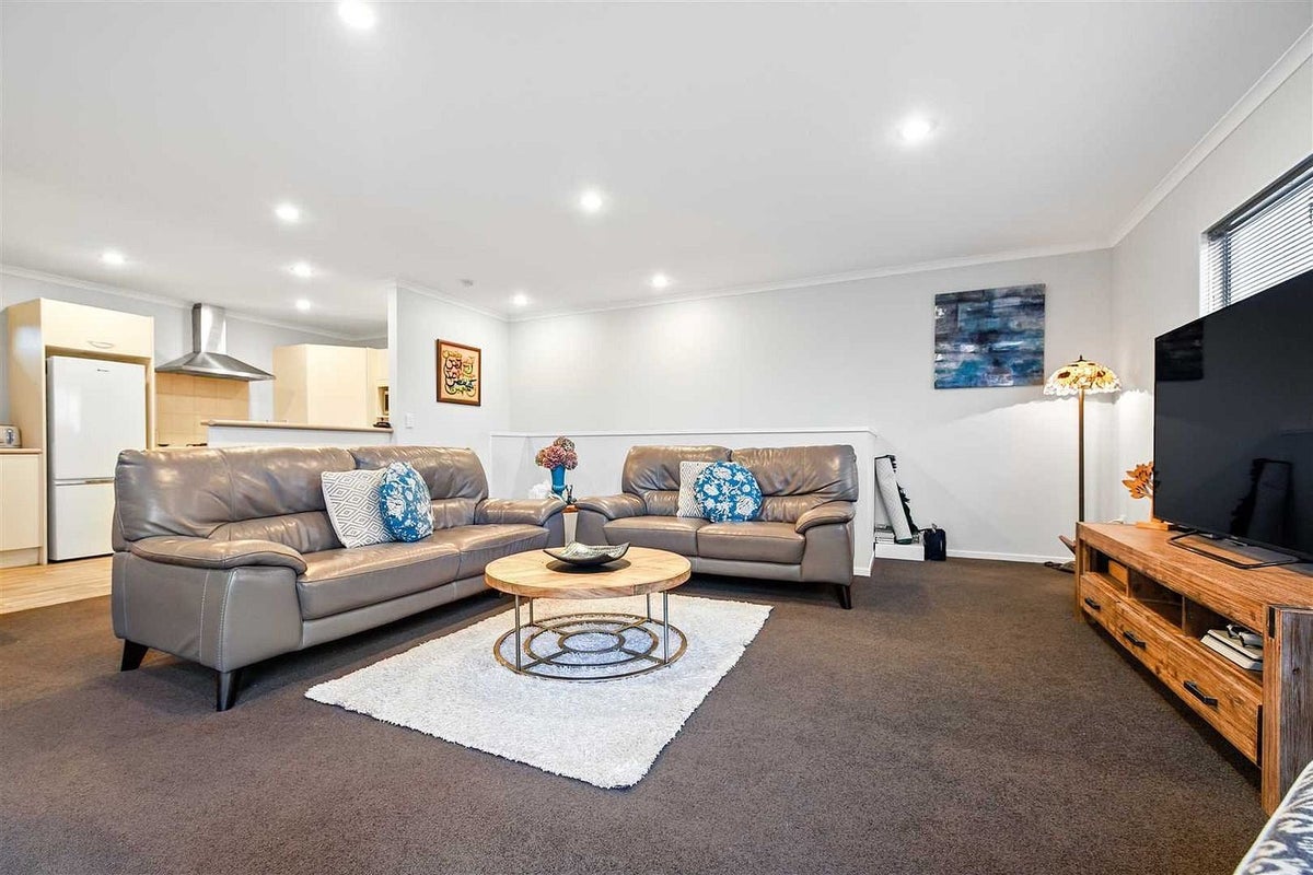 13D Enderley Avenue, Enderley, Hamilton - Carousel 2
