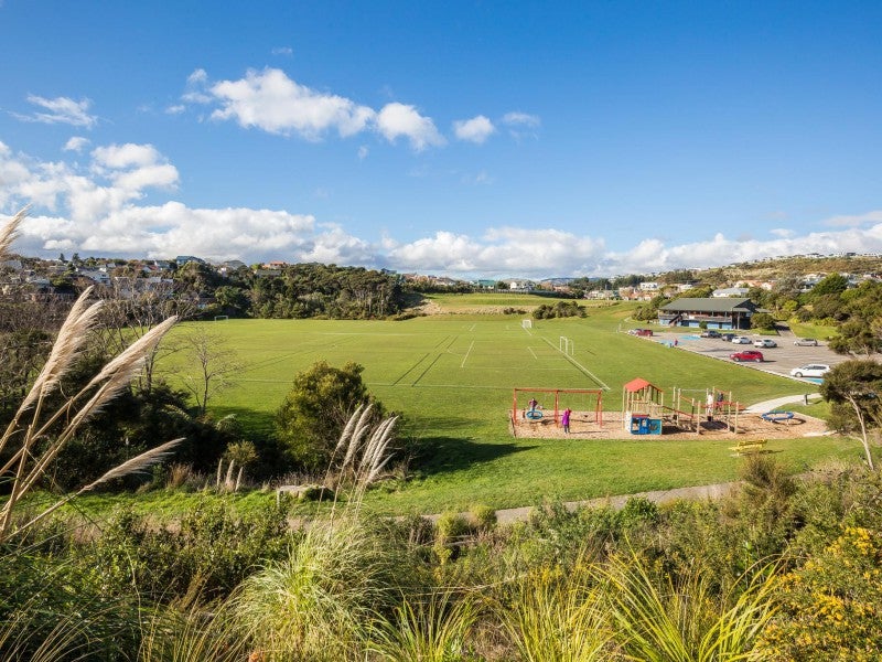 16 Albatross Close, Whitby, Porirua - Carousel 20