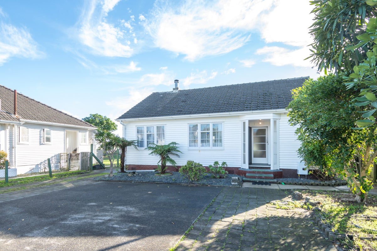 23 Centennial Crescent, Te Hapara, Gisborne - Carousel 2