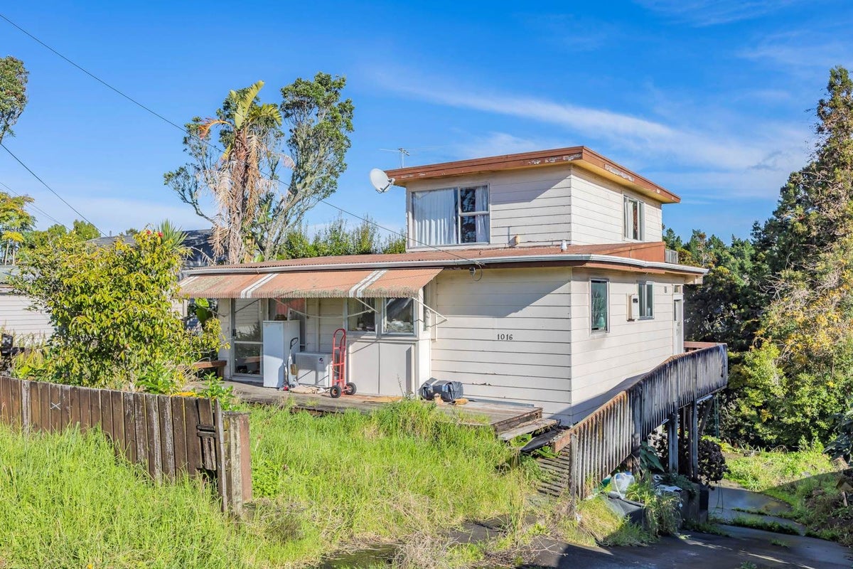 1016 East Coast Road, Fairview Heights, Auckland - Carousel 7