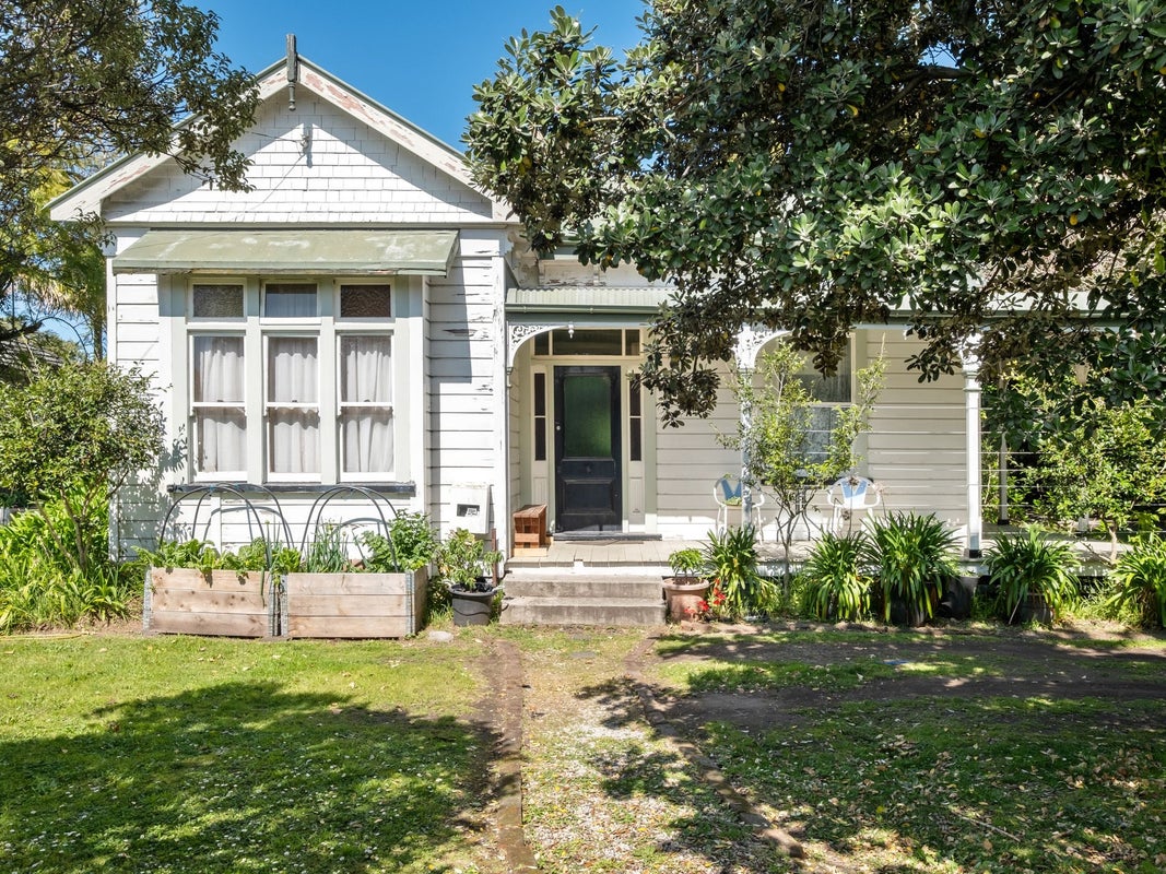 480 Childers Road, Te Hapara, Gisborne - Carousel 1