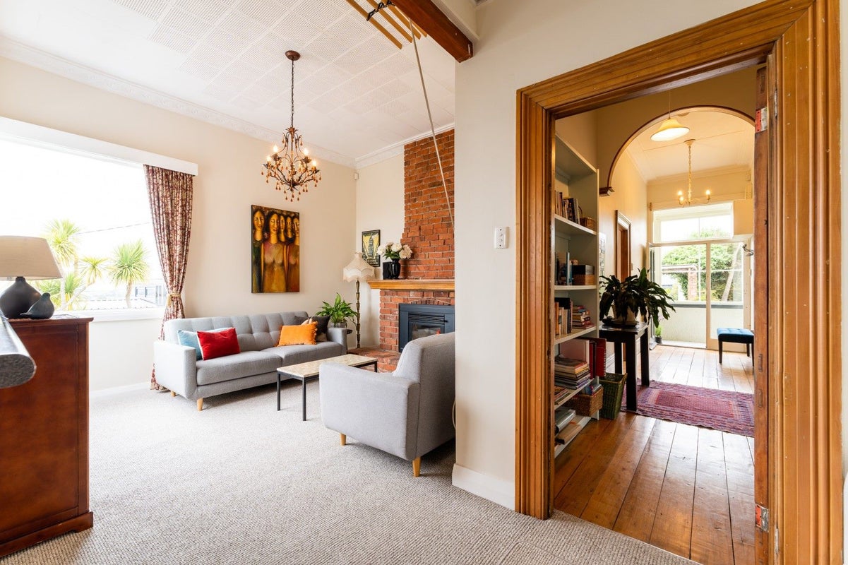 15 Kenmure Road, Belleknowes, Dunedin - Carousel 1