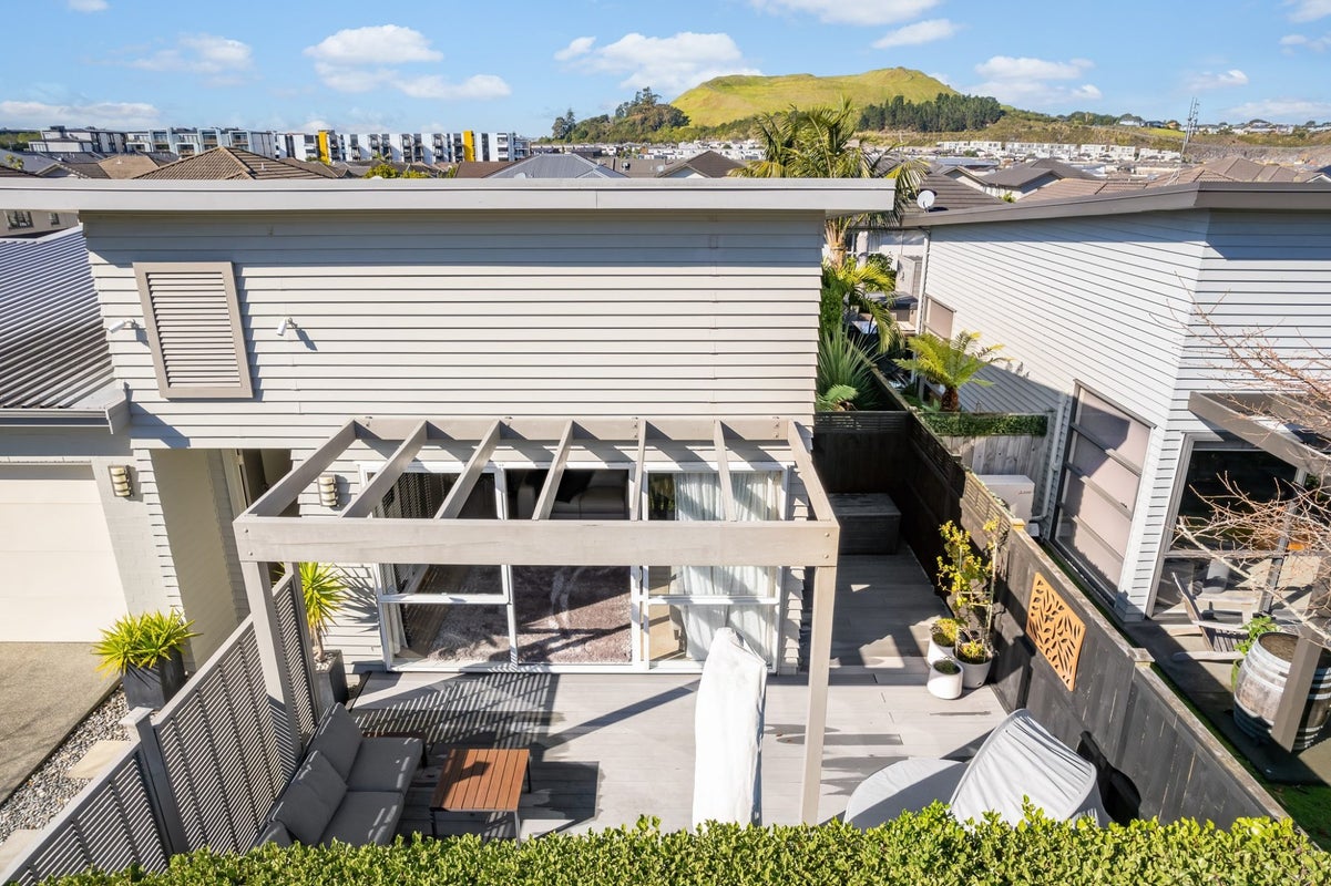 30 Barbarich Drive, Stonefields, Auckland - Carousel 2
