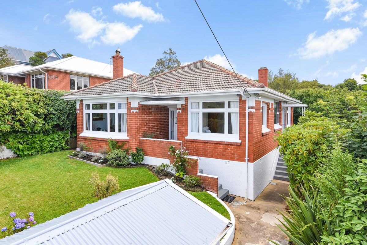 168 Gladstone Road, Dalmore, Dunedin - Carousel 1
