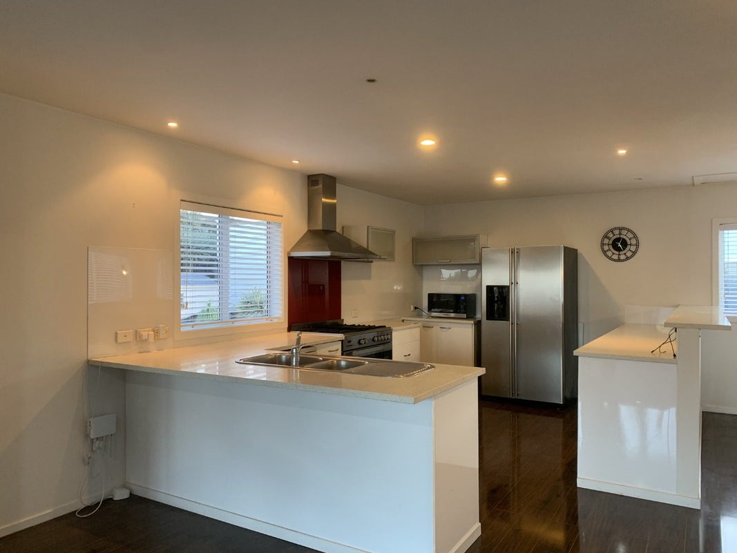 123A Hobsonville Road, West Harbour, Auckland - Carousel 2