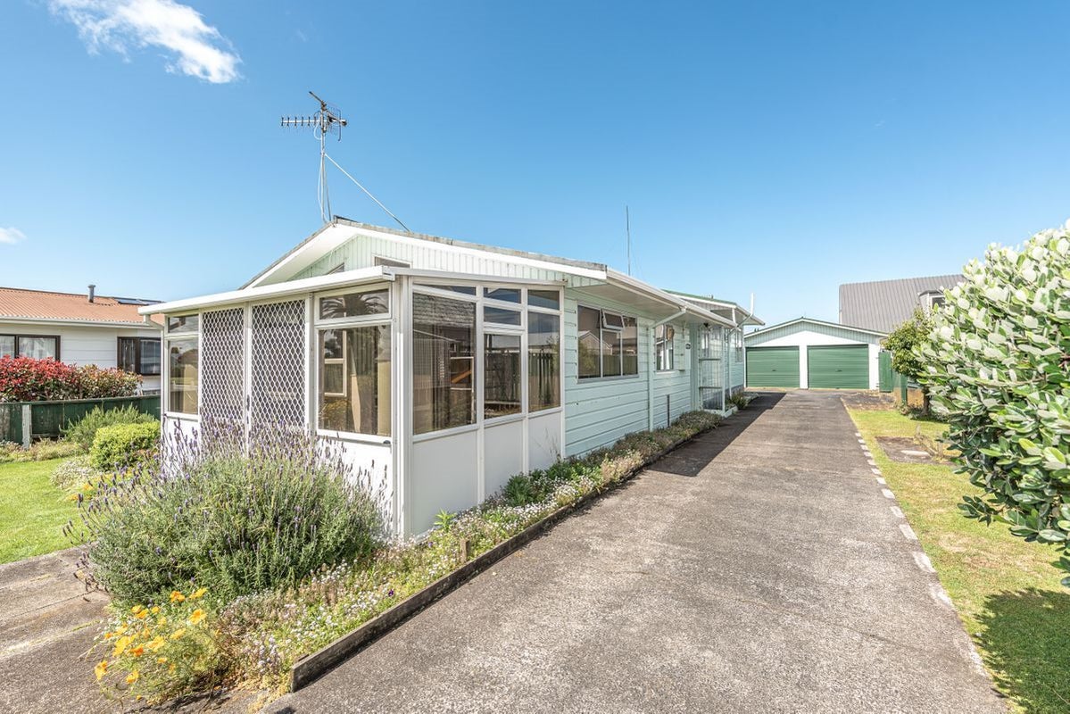 91 Lincoln Road, Springvale, Whanganui - Carousel 1