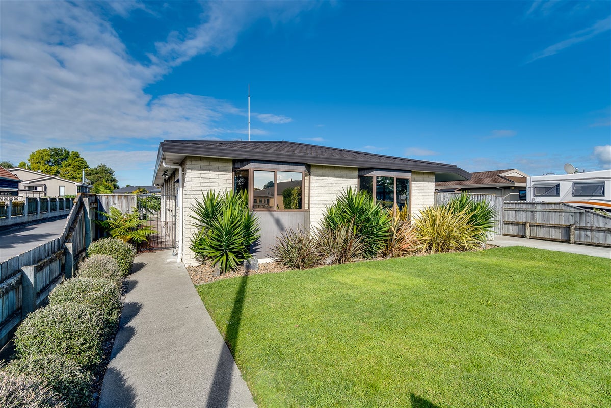 47 Park Road, Greenmeadows, Napier - Carousel 2