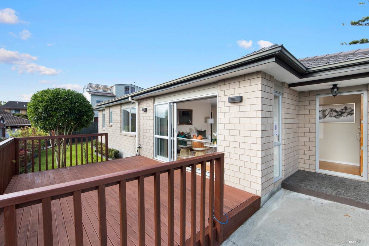 85A Lynwood Road, New Lynn, Auckland - Carousel 2