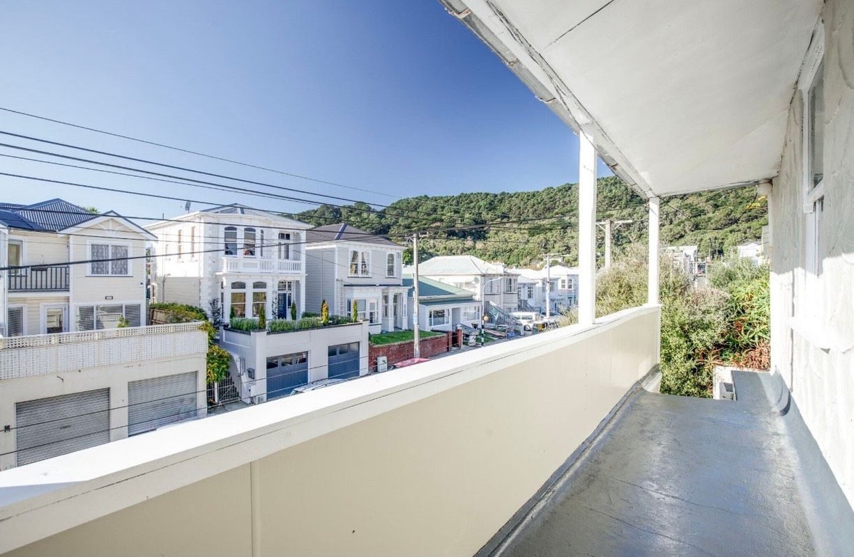 54 Pirie Street, Mount Victoria, Wellington - Carousel 10