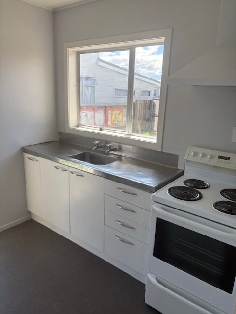 16A Lander ST, Flaxmere, Hastings - Carousel 2