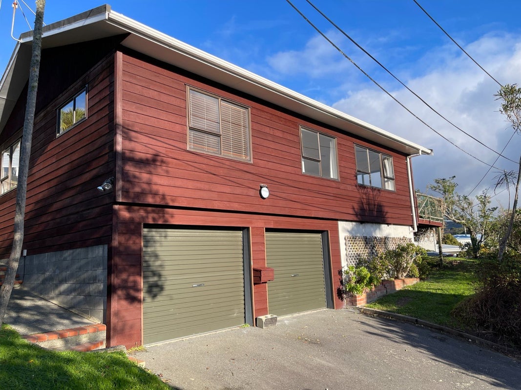 23 Gloucester Street, Wilton, Wellington - Carousel 1