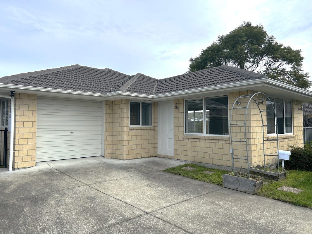 17F Meeanee Road, Taradale, Napier - Carousel 1
