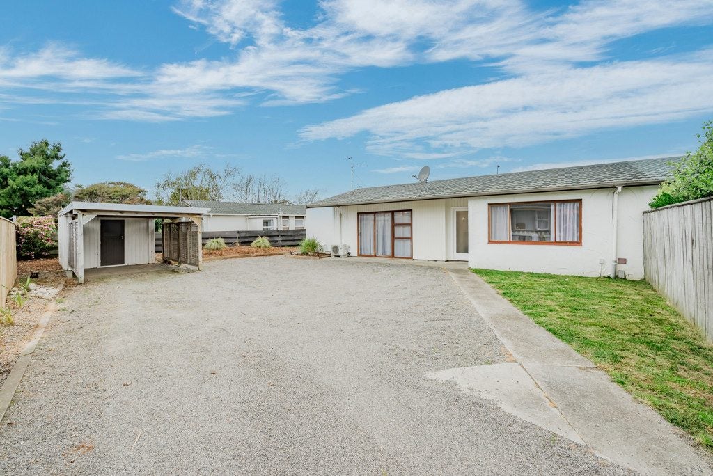 340B Kapiti RD, Paraparaumu Beach, Paraparaumu - Carousel 1