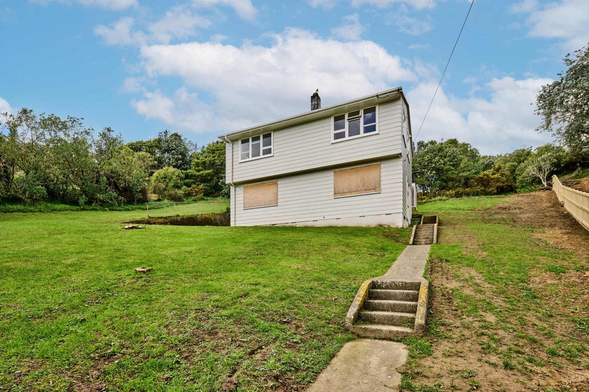 35 Durham Street, Cannons Creek, Porirua, Wellington - Carousel 15