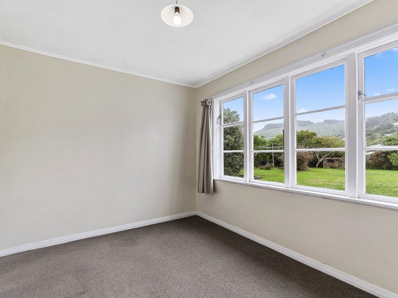 7 Rewa Terrace, Tawa, Wellington - Carousel 19