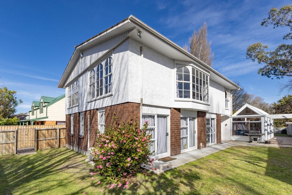 55 Parkstone Avenue, Ilam, Christchurch - Carousel 1