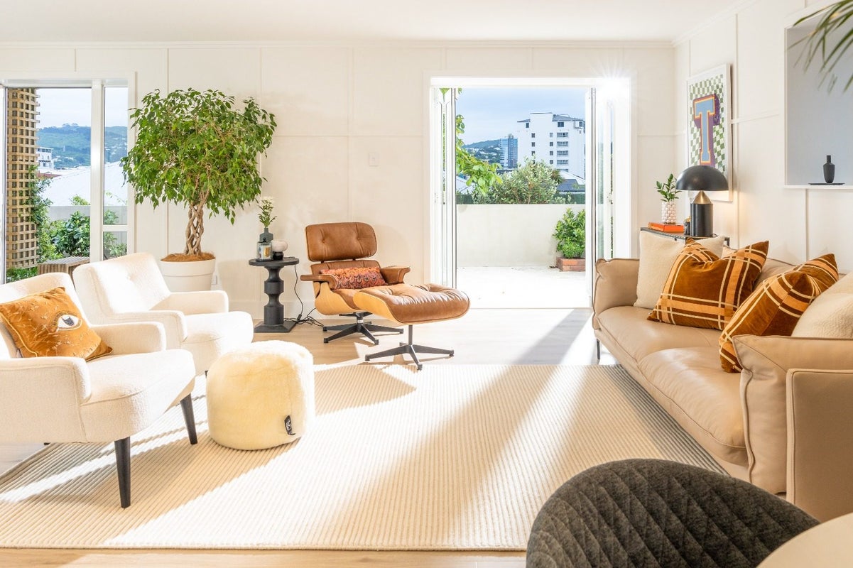 5/9A Hawker Street, Mount Victoria, Wellington - Carousel 2