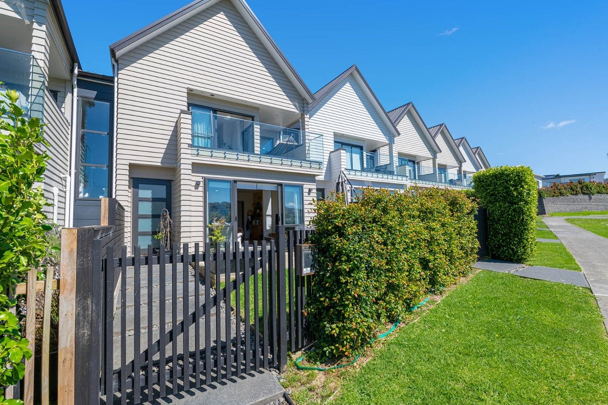 14 Flounder Point Road, Stillwater, Silverdale - Carousel 1
