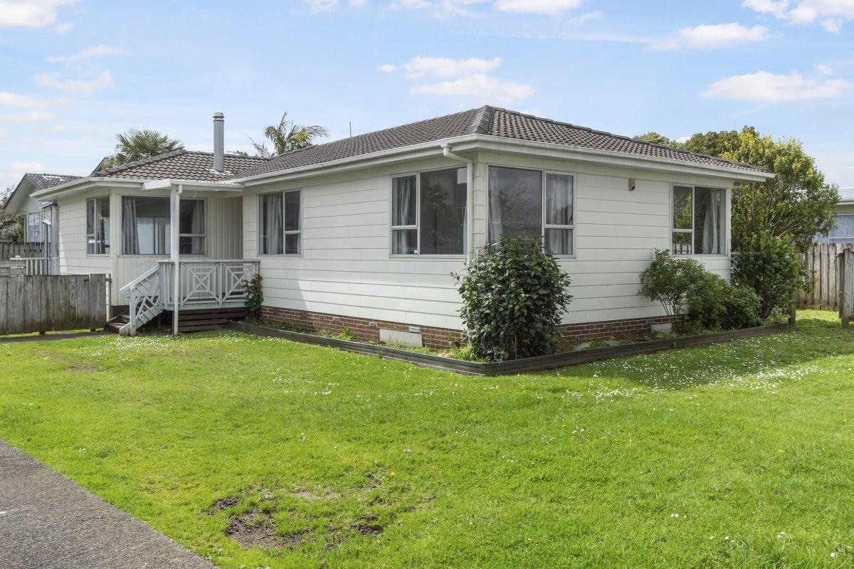 29 Bedlington Avenue, Manurewa, Auckland - Carousel 1