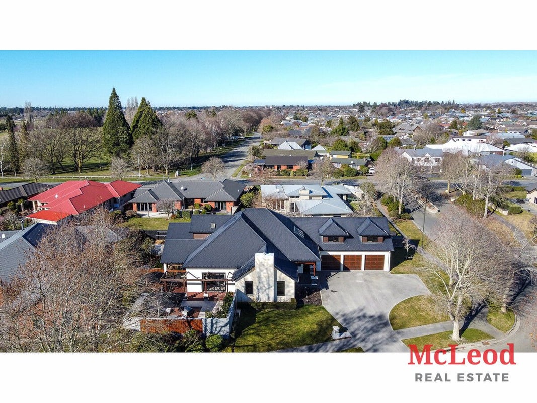 19 Country Place, Allenton, Ashburton - Carousel 42