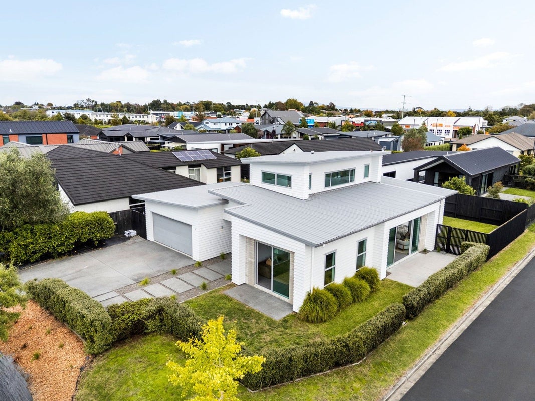 13 Hatric Road, Chartwell, Hamilton - Carousel 1