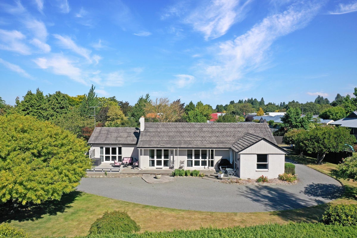 17 Belt Road, Allenton, Ashburton - Carousel 1