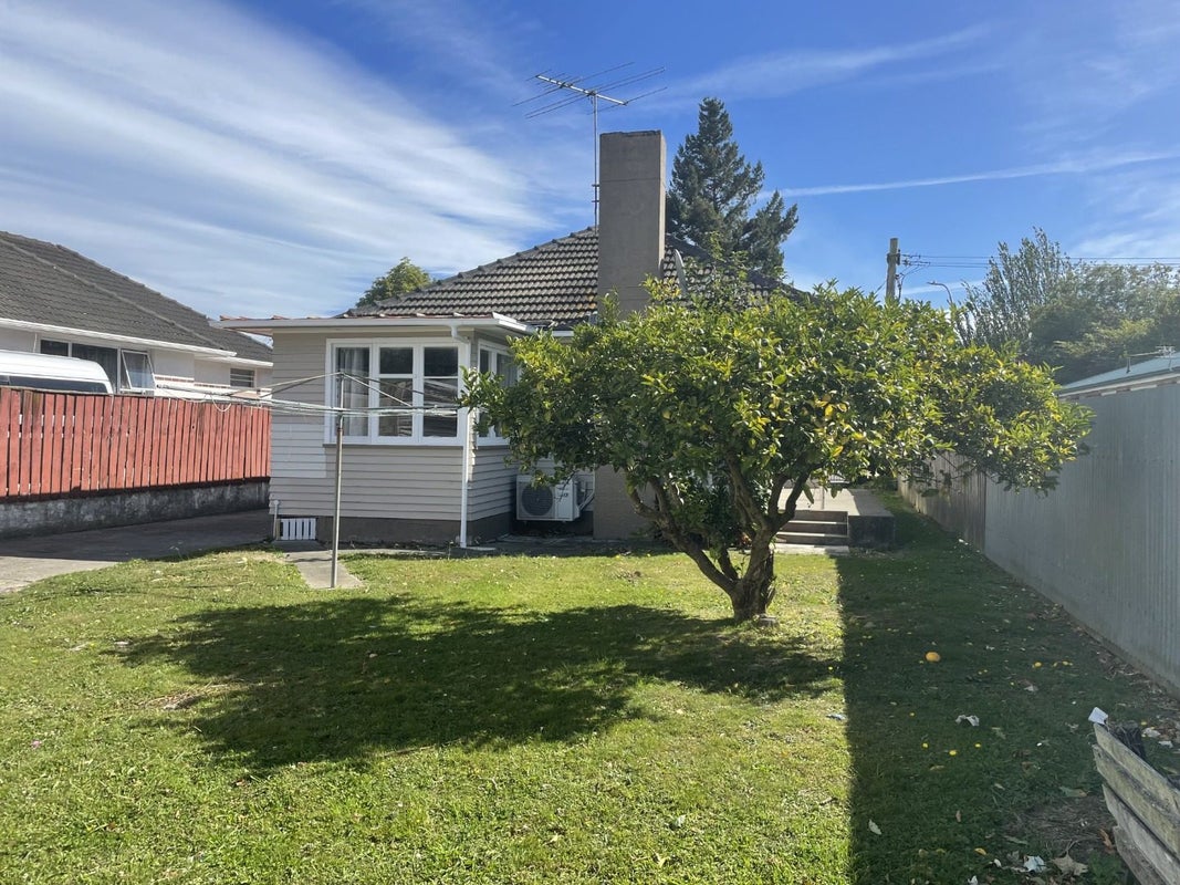 94 Pine Avenue, Ebdentown, Upper Hutt - Carousel 9