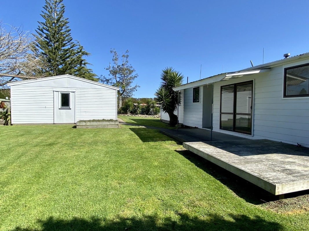 207 Black Road, Paengaroa, Te Puke - Carousel 1