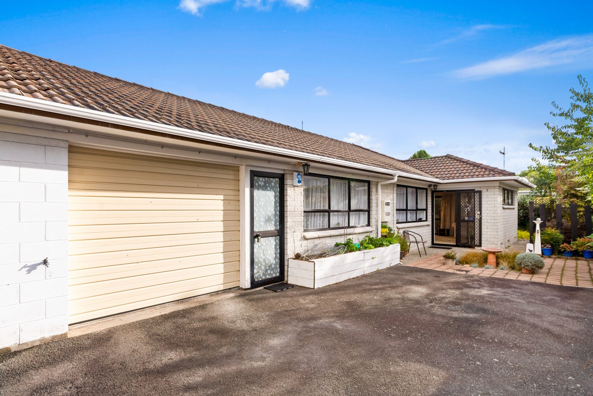 27B Phillip Street, Victoria, Rotorua - Carousel 1