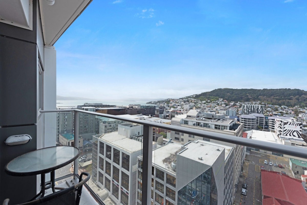 1402/74 Taranaki Street, Te Aro, Wellington - Carousel 1