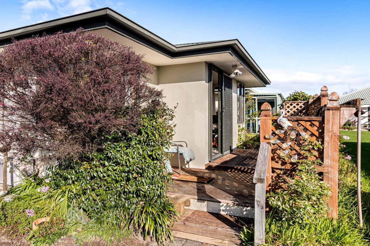 2 Gardenia Place, Richmond, Richmond - Carousel 2