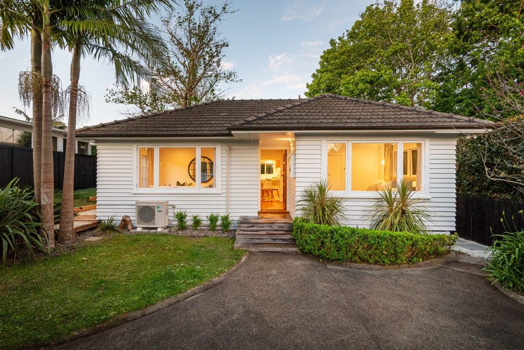 2/76 Francis Street, Hauraki, Auckland - Carousel 1