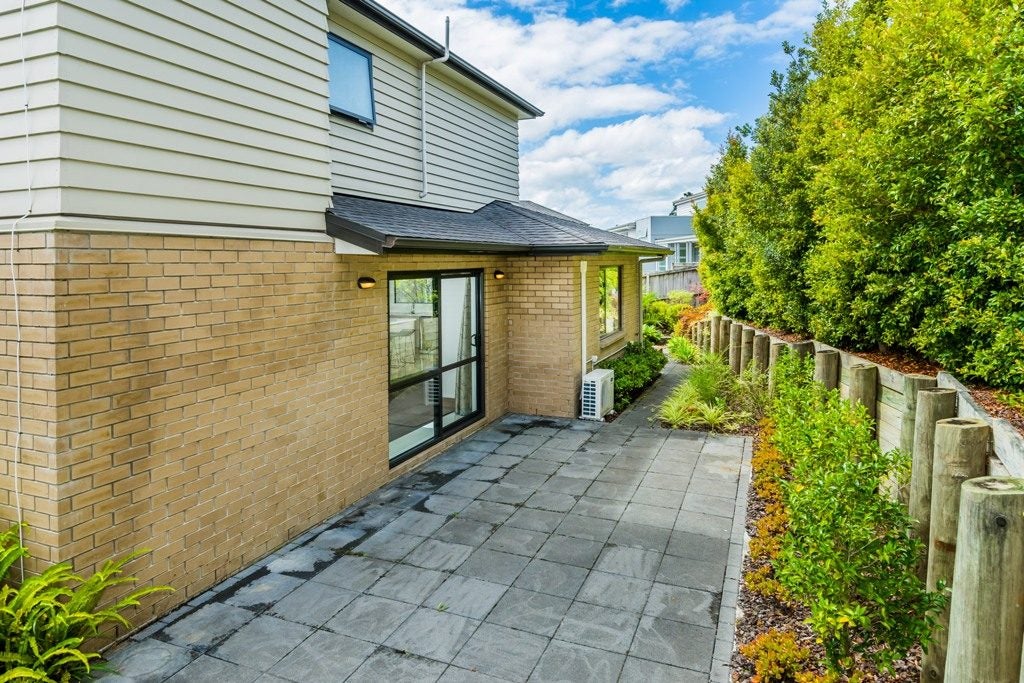 42 Bur Oak Terrace, Schnapper Rock, Auckland - Carousel 20