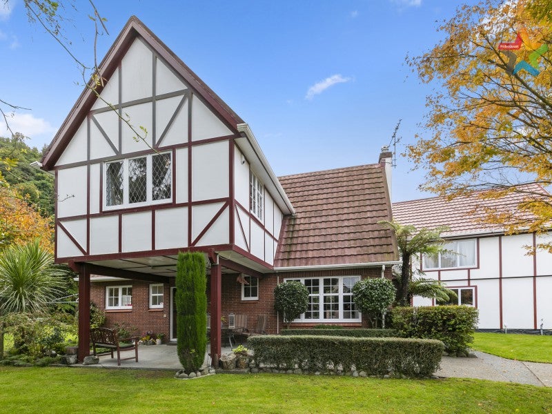 95 Owen Street, Belmont, Lower Hutt - Carousel 1