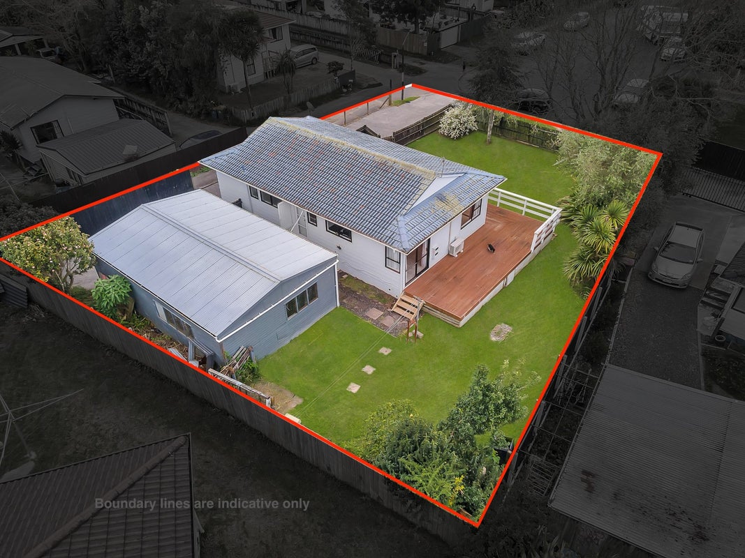 12 Hamblyn Place, Ranui, Auckland - Carousel 2