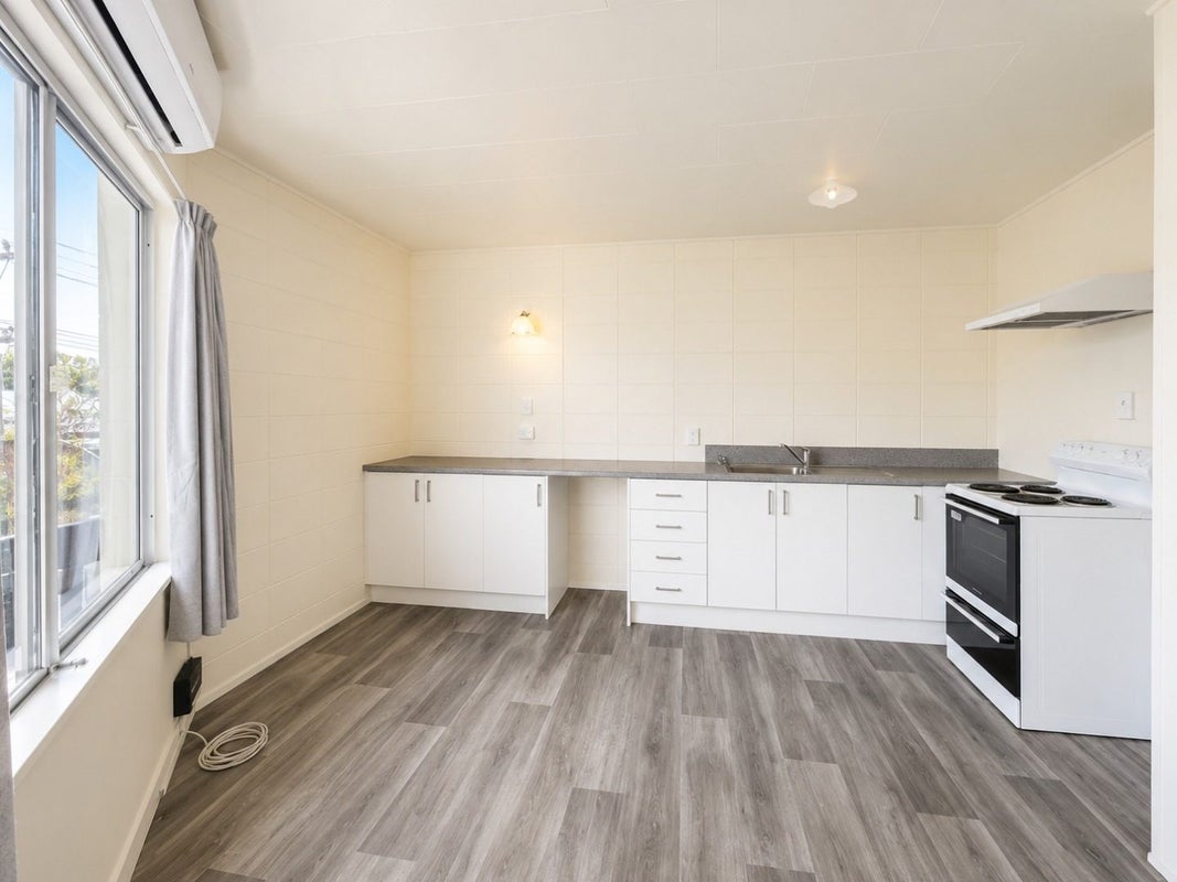 9/12 Norfolk Street, Regent, Whangarei - Carousel 1