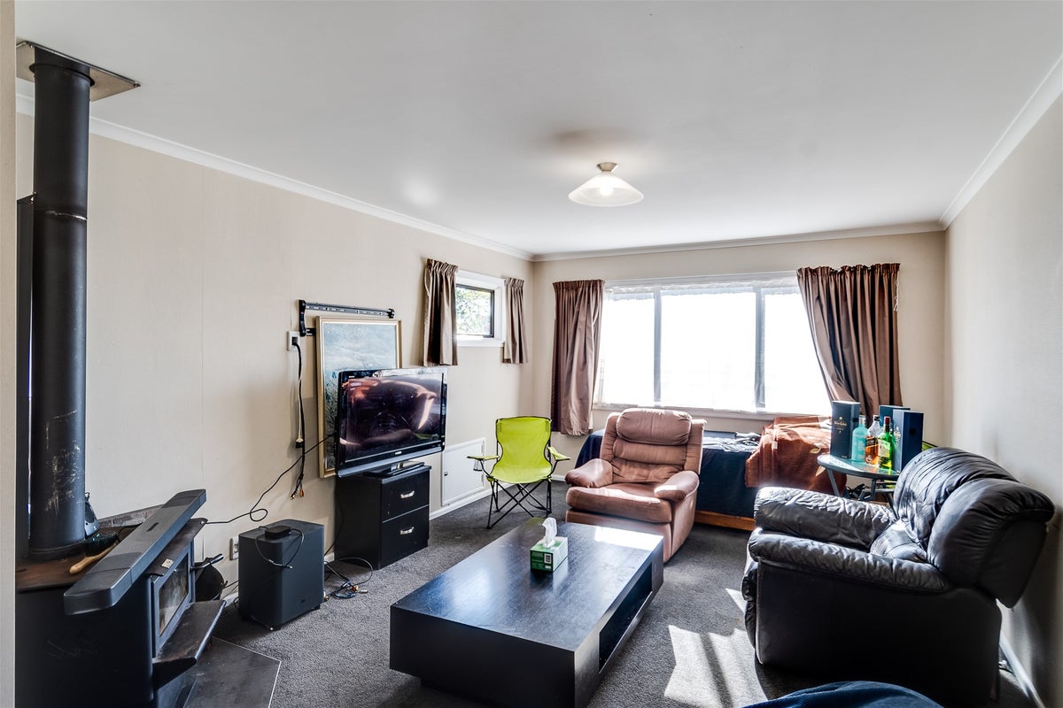 2 Savage Crescent, Marewa, Napier - Carousel 2