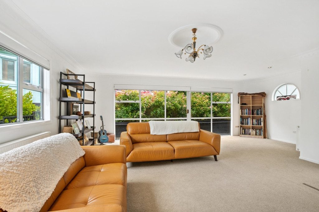 68 Maupuia Road, Maupuia, Wellington - Carousel 2