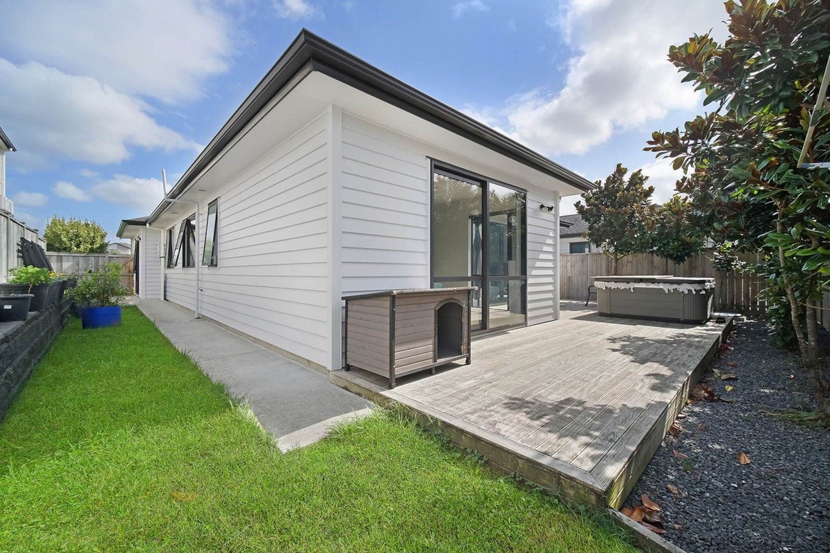 34 Whakatupu Road, Flat Bush, Manukau City, Auckland - Carousel 16