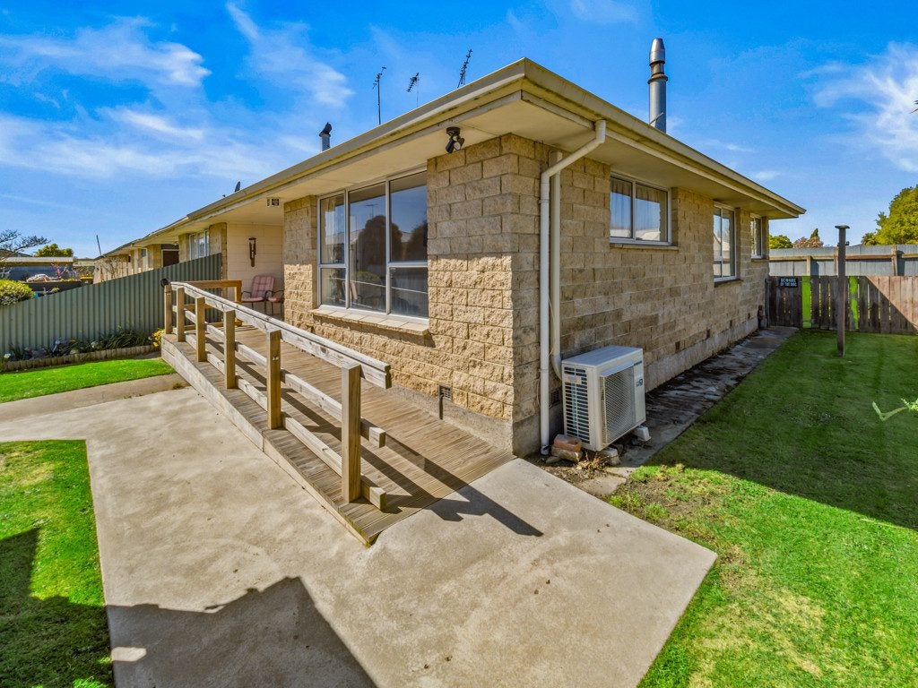 1/24 Chalmers Avenue, Hampstead, Ashburton - Carousel 1