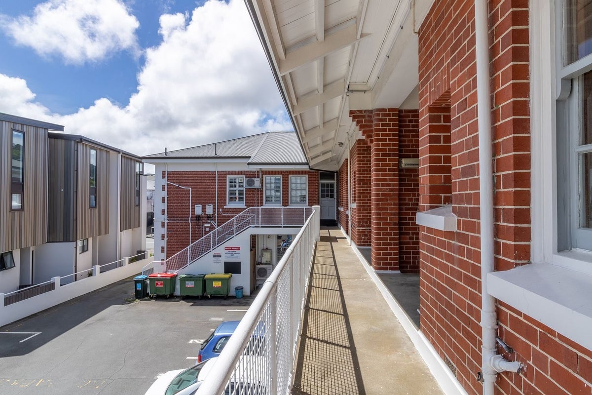 54 Northland Road, Northland, Wellington - Carousel 2