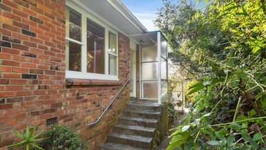 2/23 Cradock Street, Avondale, Auckland - Carousel 1