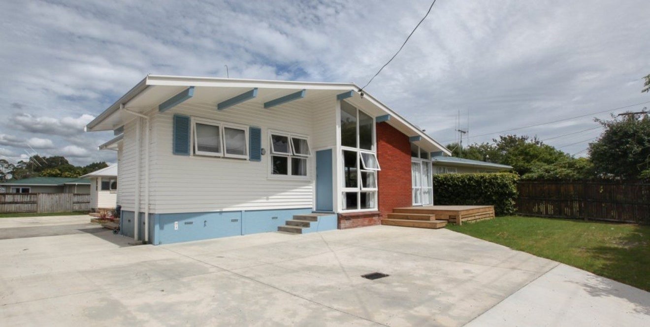 40 Garden Heights Avenue, Glenview, Hamilton - Carousel 1