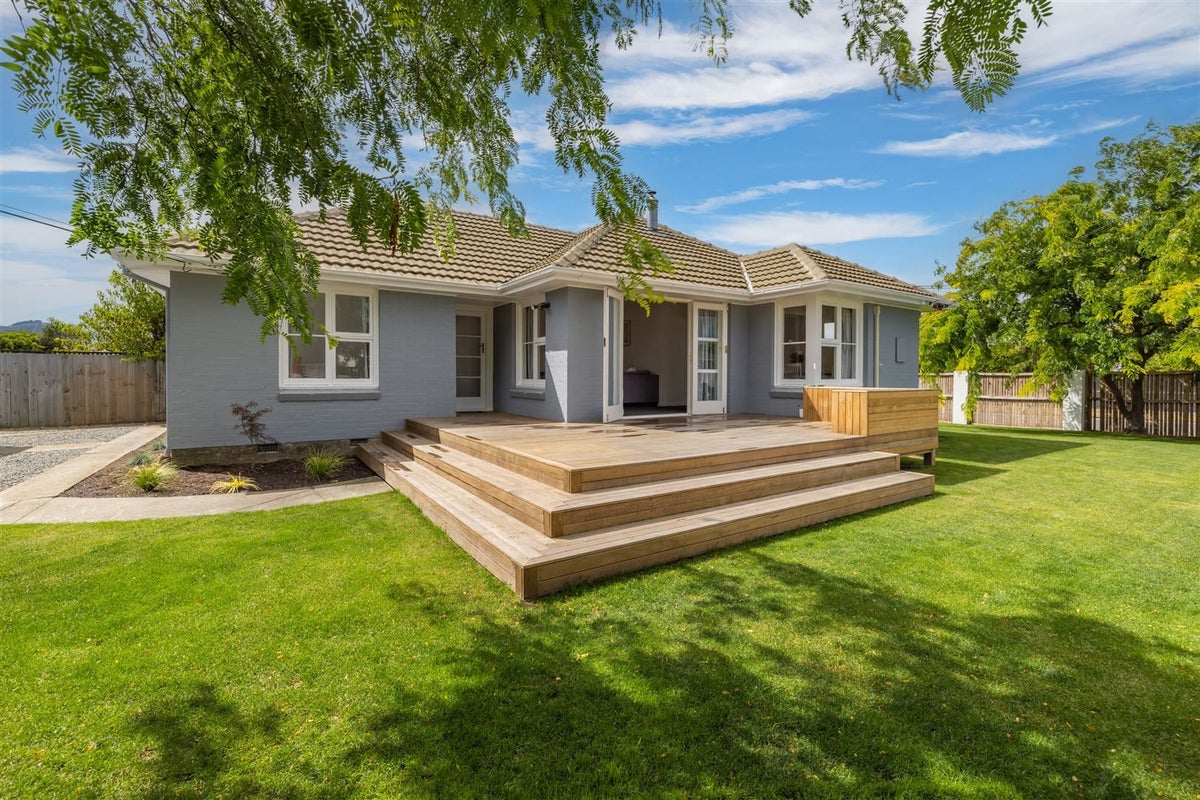 16 Hope Street, Shirley, Christchurch - Carousel 1