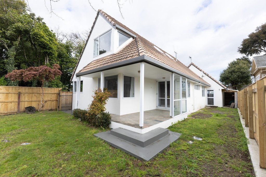 152 Russell Street, Palmerston North, Palmerston North - Carousel 1