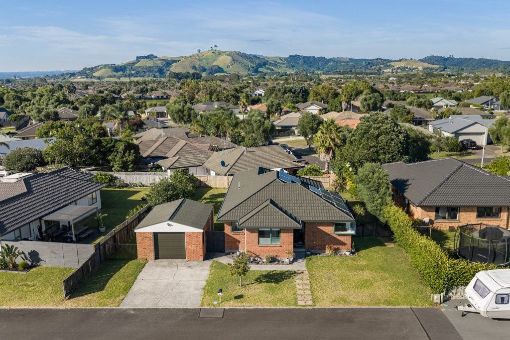 53 Athena Grove, Papamoa Beach, Papamoa - Carousel 2