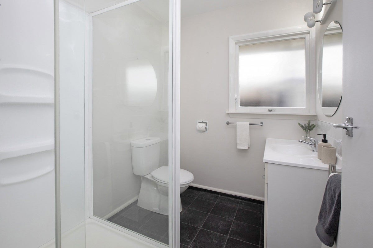 2 Redbridge Lane, Sydenham, Christchurch - Carousel 13