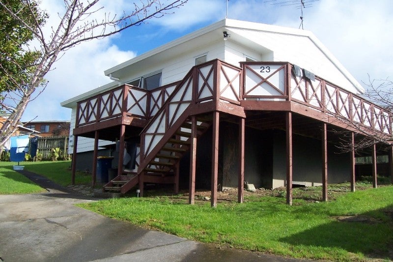 23 Maywood Crescent, Glen Eden, Auckland - Carousel 2