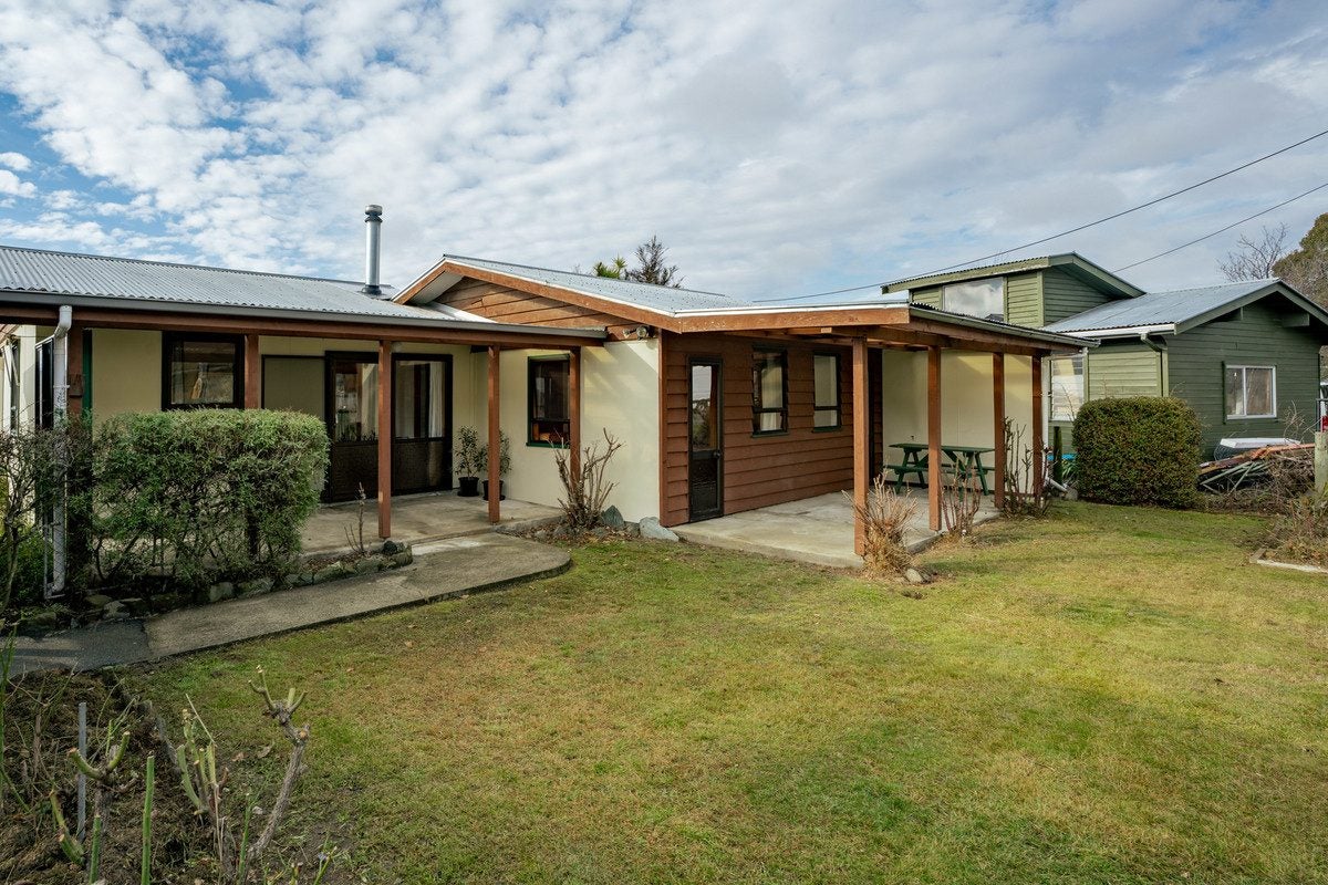138 Lagoon Avenue, Albert Town, Wanaka - Carousel 1