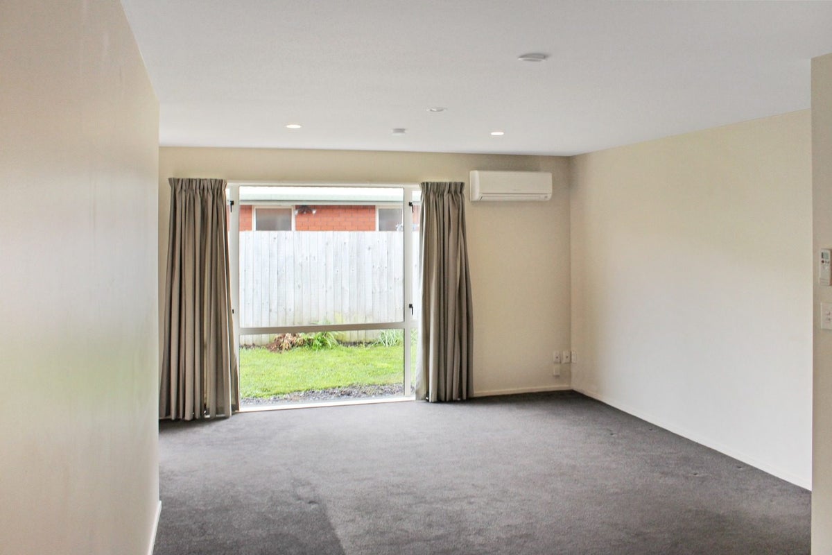 4/101 Antigua Street, Addington, Christchurch - Carousel 2